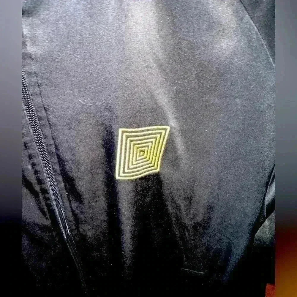 Lularoe‎ xl black satin jacket with logo on front and on zipper pull. EUC - Picture 6 of 8